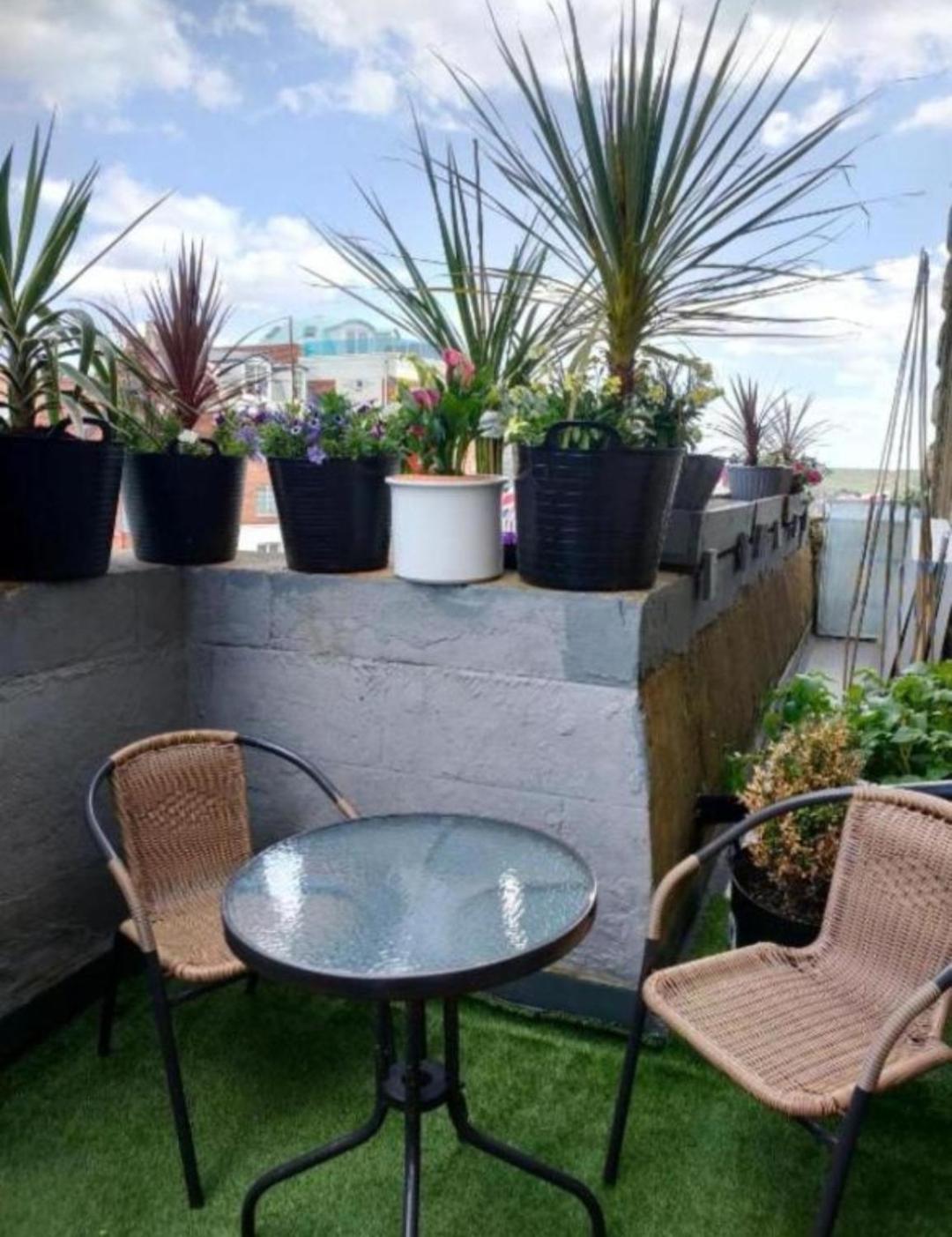 Whitby Central Close To Beach Pier Flowergate Hotel Екстериор снимка